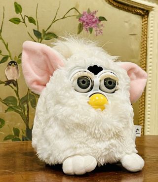 Furby 1998 Snowball Vintage With Tag White Pink Ears Model 70 - 800 Tiger