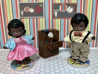 Tyco Dixie’s Diner Patty & Bobby Dolls Renwal Phono Vintage Dollhouse Furniture