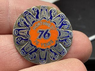 76 Oil And Gas Northwest 76 Years Vintage Very Rare Service Id Cap Badge Pin.