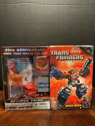 - Transformers Universe 25th Anniversary - Optimus Prime W/ Comic And Dvd