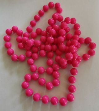 Vintage Neon Pink Lucite Bead Necklace