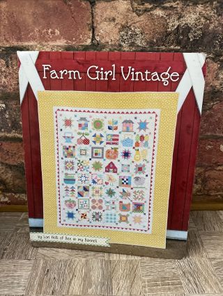 Farm Girl Vintage By Lori Holt (2015,  Trade Paperback)
