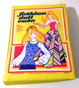 Tara Toy Yellow Vinyl Fashion Doll Barbie Doll Case Made In Usa Vintage 1970s