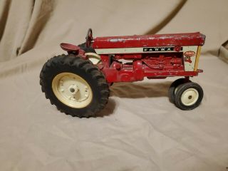 Vintage 1960’s JI Case IH Farmall McCormick Farm Toy Tractor 560 3