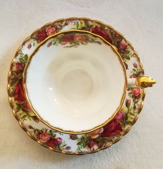 Vintage 1962 Royal Albert Bone China England Old Country Roses Tea Cup & Saucer