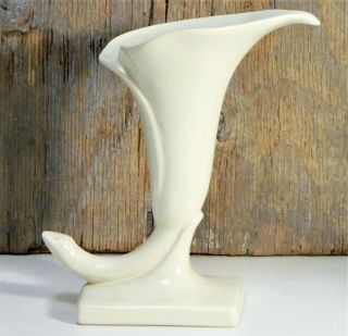Vase Calla Lily Ceramic Pottery White Crackle Glaze Art Deco Design Vintage