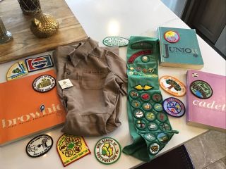 Vintage 1970s Girl Scout Usa Uniform Jumper & Sash Wbadges - Size 8 Mon Valley Pa