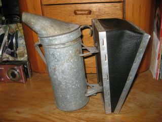 Vintage “a.  I.  Root Company” Antique Beekeeping Bellowed Bee Keep Hive Smoker