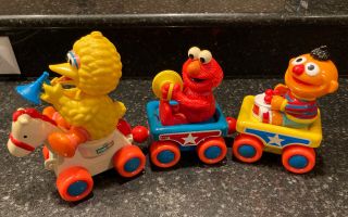 Vtg Illco Sesame Street Train Set Pull Toy Big Bird Elmo Ernie Music Baby Toy