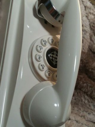 Crosley Cr55 Corded Pushbutton Dial Retro Vintage Wall House Telephone Ivory Wht