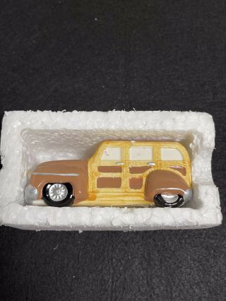 Vintage 1988 Snow Village Dept 56 Woody Station Wagon Accessory - 5136 - 5