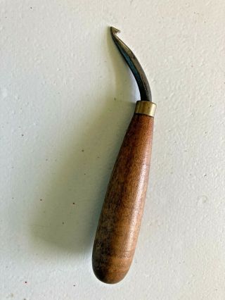 Vintage Curved Hook Rug making tool wood handle 3