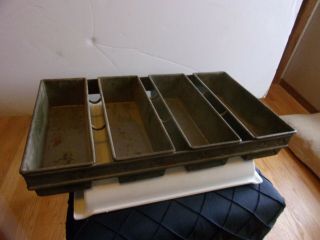 Ekco Fo D Welded Commercial 4 Loaf Bread Pan Size 19.  5 By 11.  5 By 3 " Vintage
