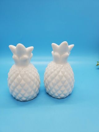 Vintage Ceramic White Pineapple Salt And Pepper Shakers 4 