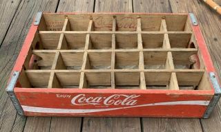 Vintage 1978 Coca - Cola Wood Red Crate 24 Bottle Carrier Temple Chattanooga Shelf