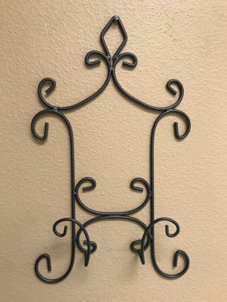 Vintage Wrought Iron Plate Rack.  Wall Mount Dark Gray/silver
