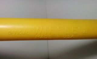 Vintage 1983 - 1991 Official Generation 3 Wiffle Ball Bat Yellow Plastic Baseball