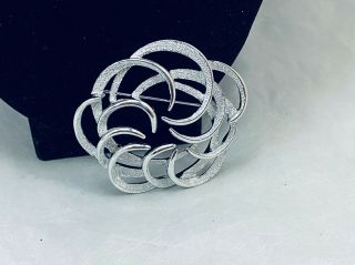 Vtg.  Sarah Coventry Textured & Shiny Silver Tone Swirl Flower Brooch