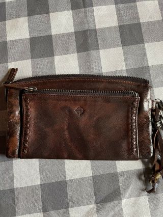 Trend Modern Vintage Leather Wristlet In Brown