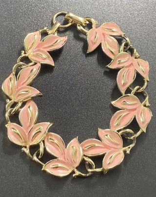 Coro Pink Enamel Floral Leaf Link Bracelet Gold Tone 7.  5” Vintage Signed