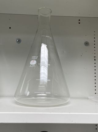 Vintage Pyrex Laboratory Volumetric Flask 4000 Ml No.  4980 Very Good