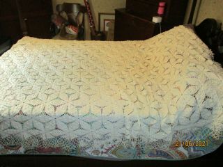Big True Vintage Handmade Crochet Bedspread Coverlet Popcorn Flowers 77x105