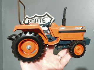 Vintage Scale Models 1/16 Kubota L2850 Wide Front Tractor