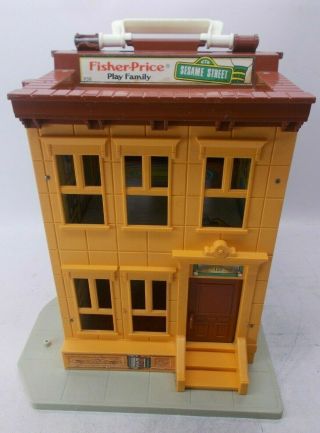 Vintage Sesame Street Fisher - Price Play Family Building Only 938
