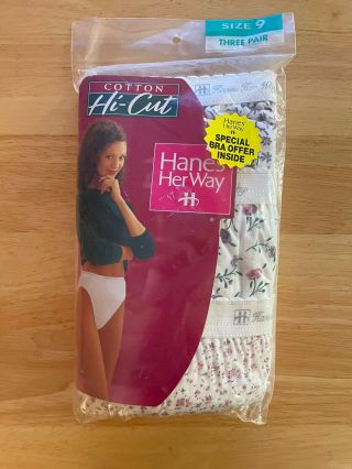 1996 Vintage Hanes Her Way 3 White Hi - Cut 100 Cotton Size 9 (44 - 45)