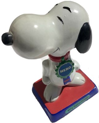 Vintage Snoopy It’s Hero Time United Feature Syndicate 1971 Statue Figure Japan