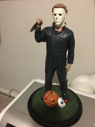 Vintage Spencer’s Halloween Michael Myers Numbered Statue Figurine Look