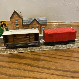 Thomas & Friends Talking Toby Trackmaster Motorized Train Engine W/tender Y4598