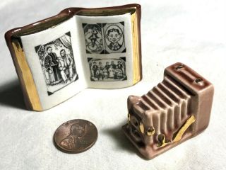 Miniature Vintage Ceramic Arcadia Salt And Pepper Shakers - Camera & Photo Album