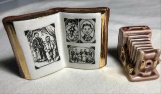 Miniature Vintage Ceramic Arcadia Salt and Pepper Shakers - Camera & Photo Album 3