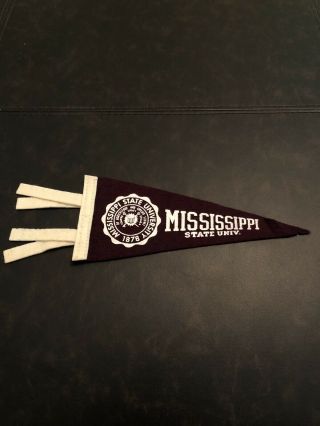 Vintage Mississippi State University Mini Pennant 3.  5”x8.  5” Bulldogs Sec