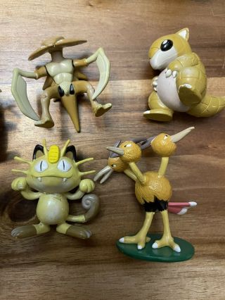 NORMAL PACK pokemon tomy authentic figures mankey farfetchd meowth kabutops 90s 3