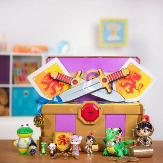 Ryan ' s World Mega Mystery Royal Treasure Chest Kid Toy Exclusive 2