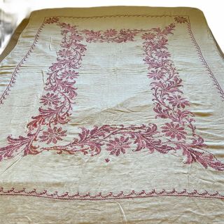 Vintage Cross Stitch Tablecloth Rectangle Scallop Floral Linen
