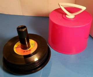 Vintage Retro Hot Pink Disk - Go - Case & 19 45rpm Records - Beatles,  Sinatra,  Queen
