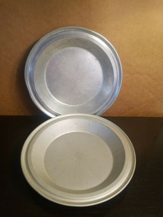2 Vtg Mirro 9”x1.  5” No Drip Juice Catcher Pie Pans Dishes 309 Am Aluminum Usa