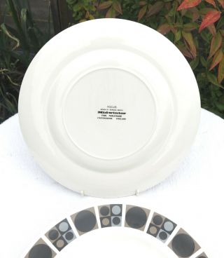 4 Vintage Midwinter Focus Pattern Barbara Brown Dinner Plates 26.  5cm 2