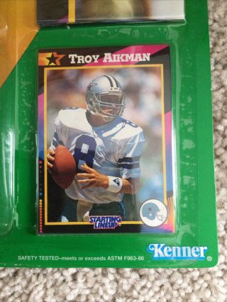 1992 Dallas Cowboys Troy Aikman STARTING LINEUP Figure 2
