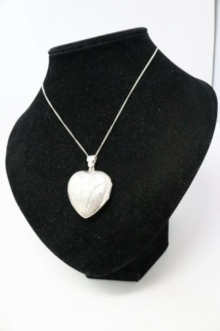 Great Large Heavy Vintage Sterling Silver 925 Heart Locket & Curb Chain 510