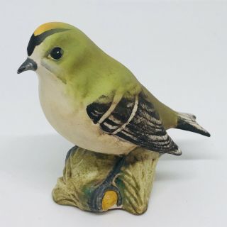 Lovely Vintage Beswick Bird No 2415 The Goldcrest Matt Finish