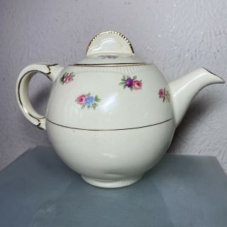 Lovely Vintage Art Deco Clarice Cliff Newport Pottery Floral 1 Pint Teapot
