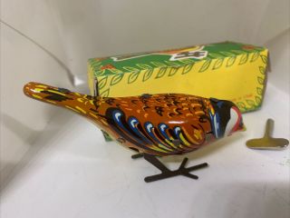 Russian Vintage Wind Up Clockwork Tinplate Toy Pecking Bird Boxed