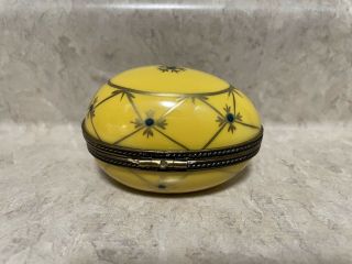 Yellow Egg Trinket Box (vintage) Peint Main Limoges