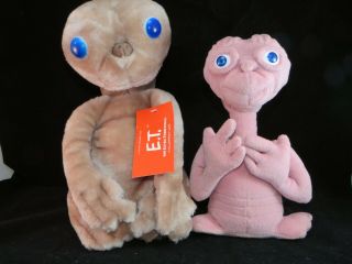 2 - Vintage E.  T.  Stuffed Toys: 1982 Showtime Kamar E.  T.  Toy 1988 Applause E.  T.  Ext