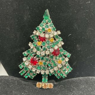 Vintage Red Green Prong Set Rhinestone Christmas Tree Pin Brooch Moving Tinsel