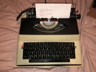 Vintage Royal Apollo 10 Portable Electric Typewriter & Case